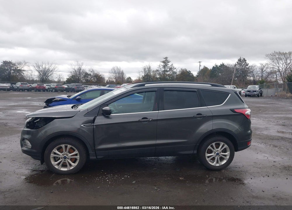 2018 FORD ESCAPE SE VIN: 1FMCU9GD3JUB68476