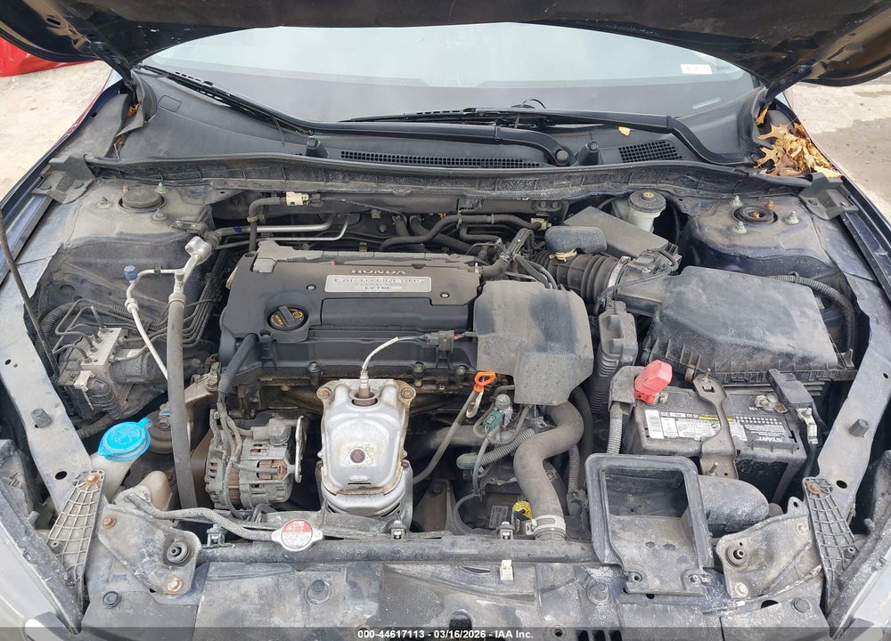 2013 HONDA ACCORD LX VIN: 1HGCR2F39DA268952