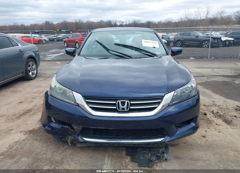2013 HONDA ACCORD LX VIN: 1HGCR2F39DA268952