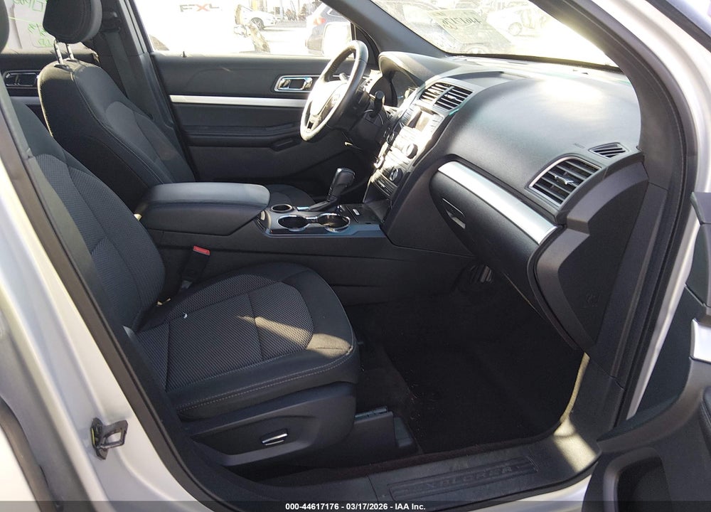2017 FORD EXPLORER XLT VIN: 1FM5K7DH1HGA14383
