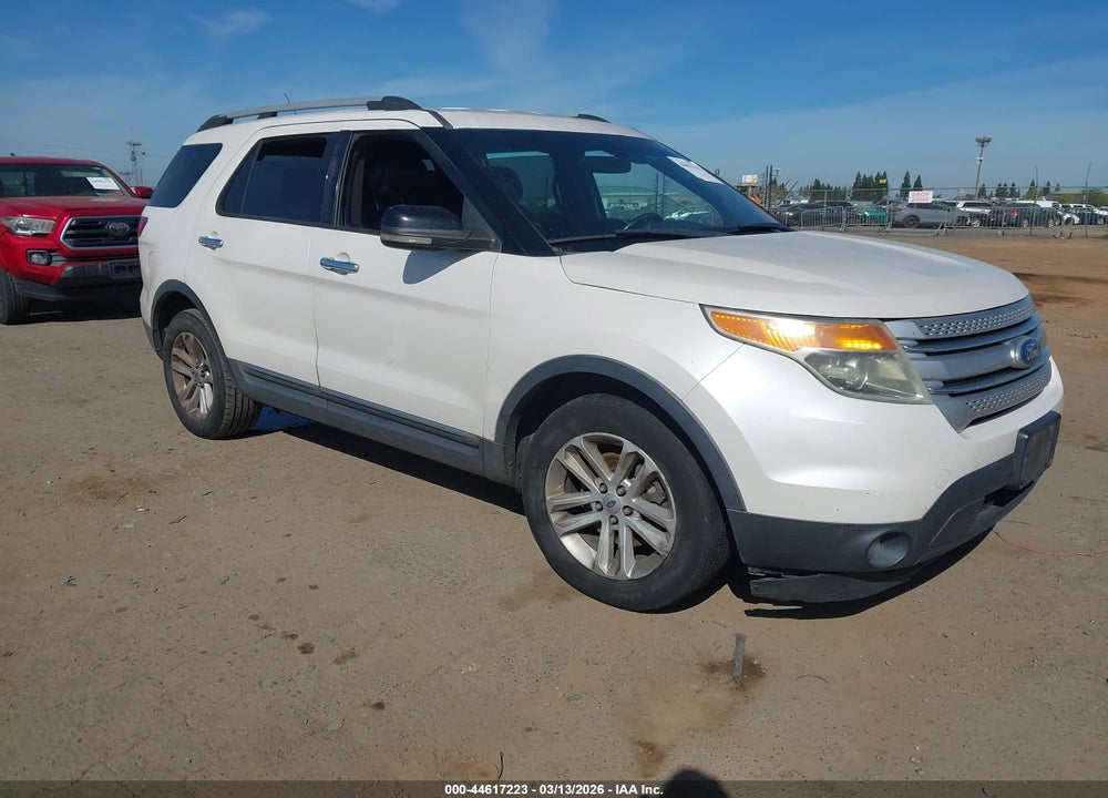 2011 FORD EXPLORER XLT VIN: 1FMHK7D85BGA15900