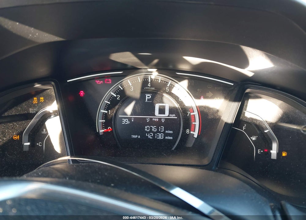 2018 HONDA CIVIC LX VIN: 2HGFC2F53JH599880
