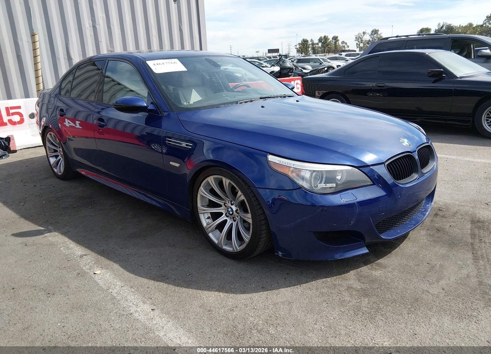 2007 BMW M5 VIN: WBSNB93587CX07733
