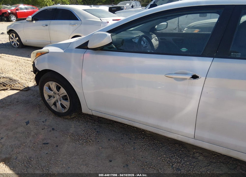 2016 HYUNDAI ELANTRA SE VIN: 5NPDH4AE2GH737175