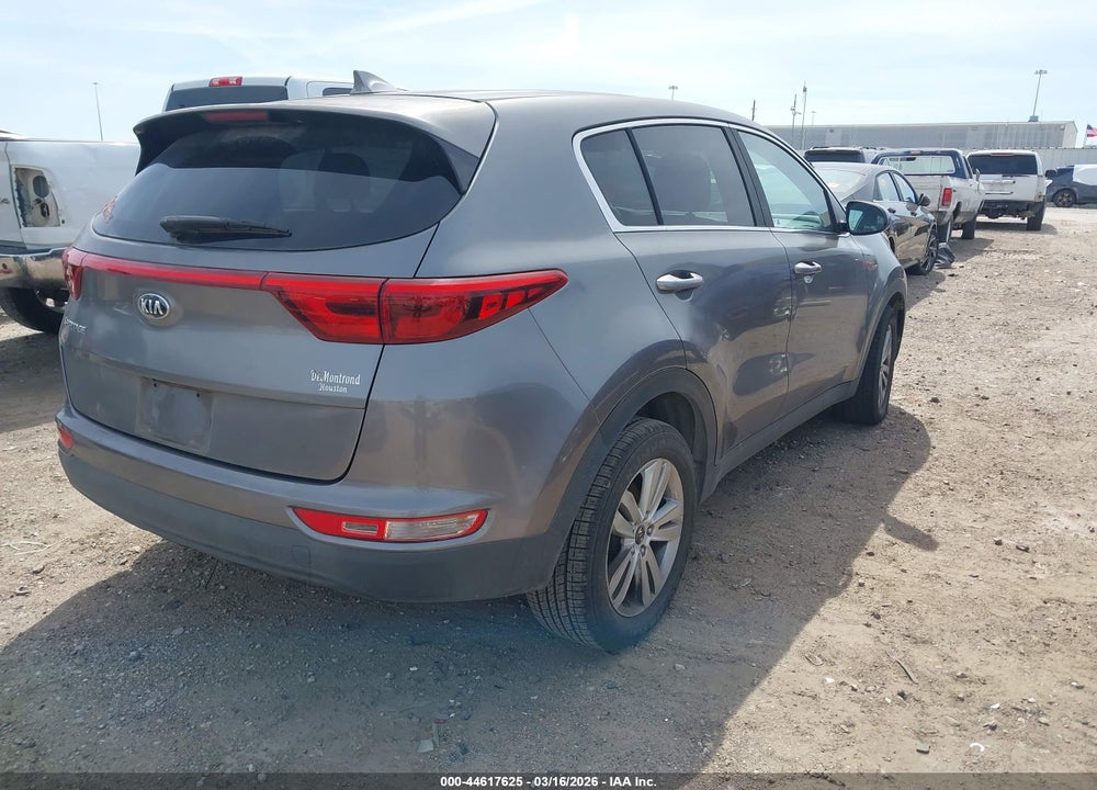 2017 KIA SPORTAGE LX VIN: KNDPMCAC7H7274974