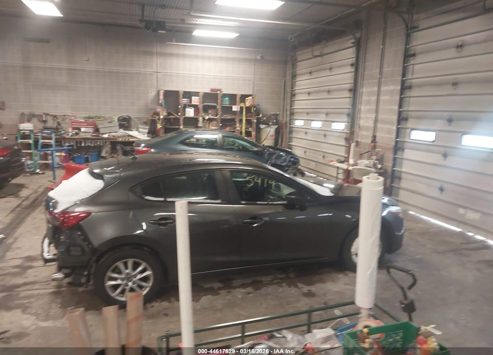 2017 MAZDA 3 SPORT VIN: 3MZBN1K7XHM137673