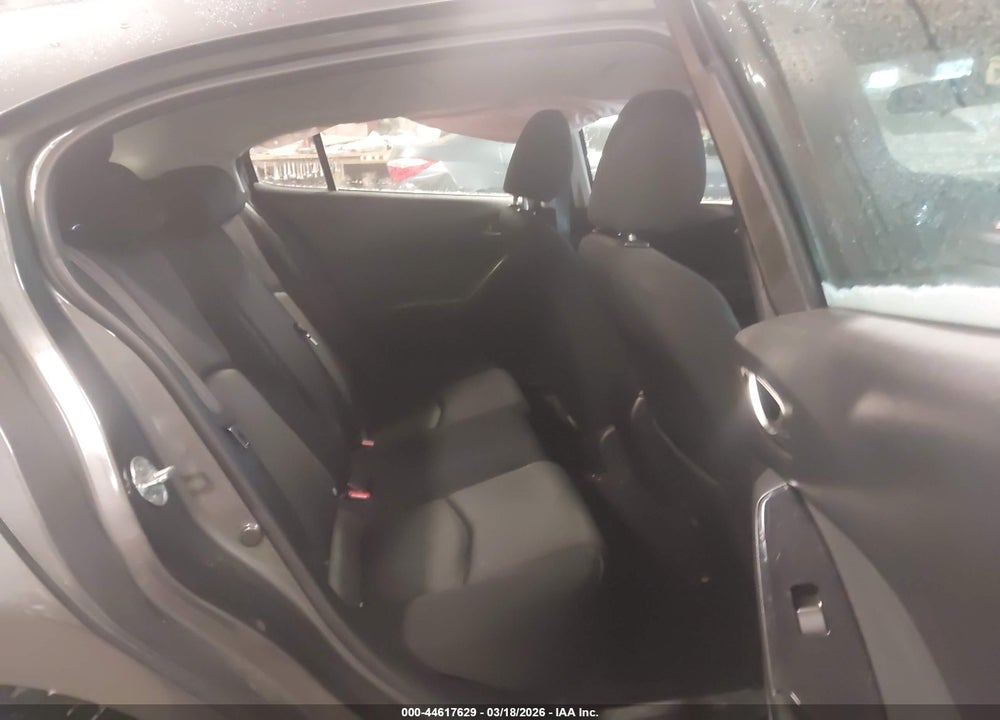2017 MAZDA 3 SPORT VIN: 3MZBN1K7XHM137673