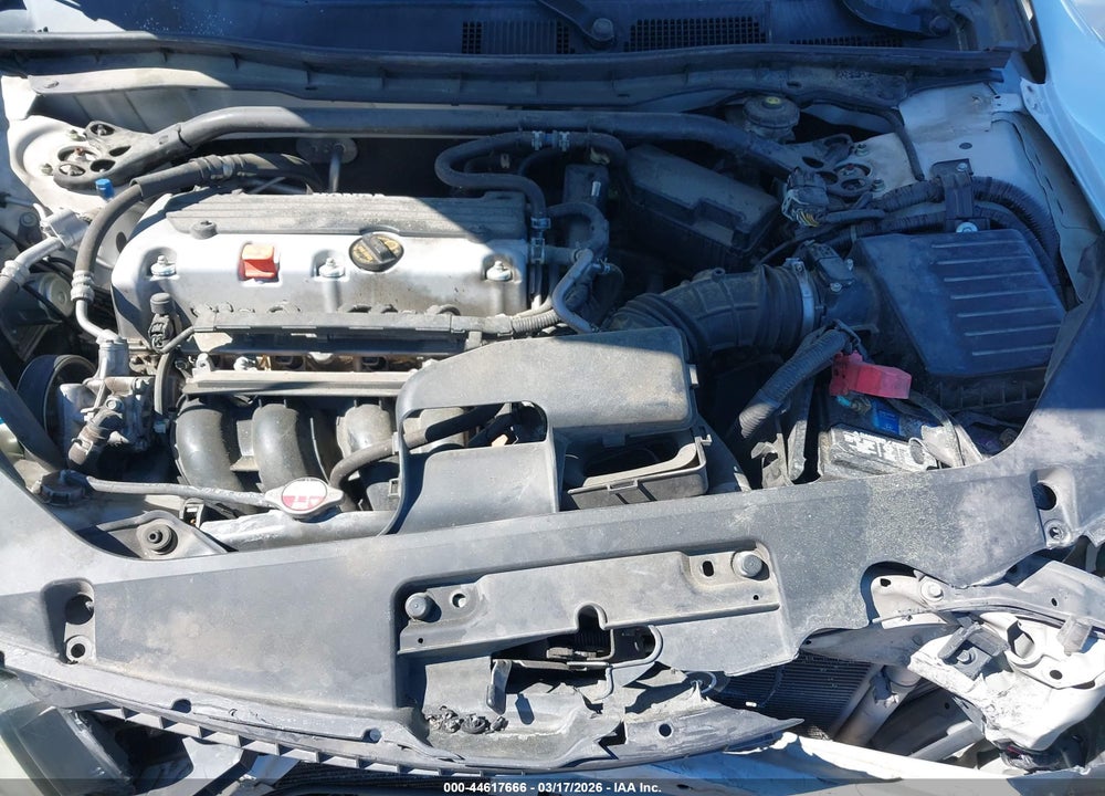 2012 HONDA ACCORD 2.4 EX VIN: 1HGCS1B77CA022083