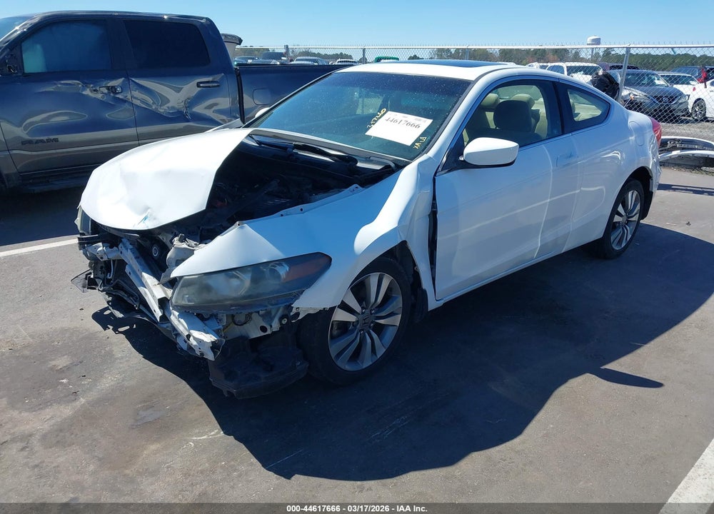 2012 HONDA ACCORD 2.4 EX VIN: 1HGCS1B77CA022083