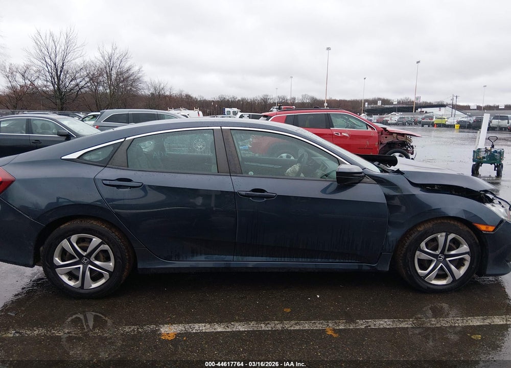 2018 HONDA CIVIC LX VIN: 2HGFC2F50JH584995