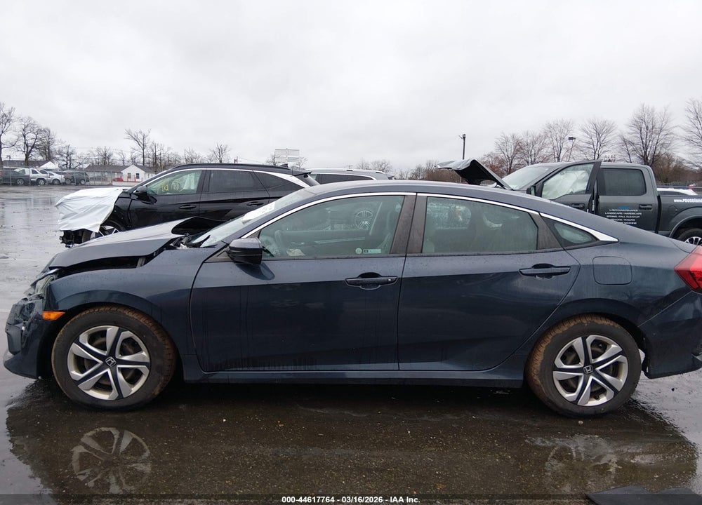 2018 HONDA CIVIC LX VIN: 2HGFC2F50JH584995