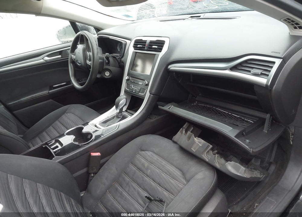 2016 FORD FUSION SE VIN: 3FA6P0HD6GR163619