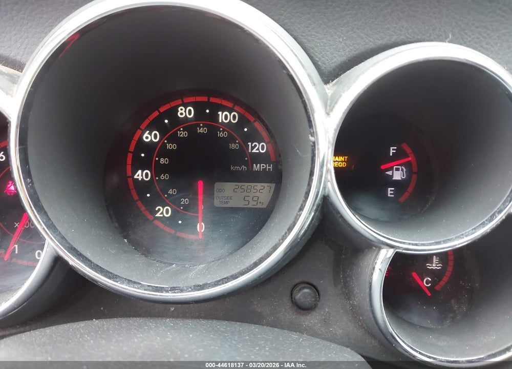 2005 TOYOTA MATRIX VIN: 2T1KR32E65C379284