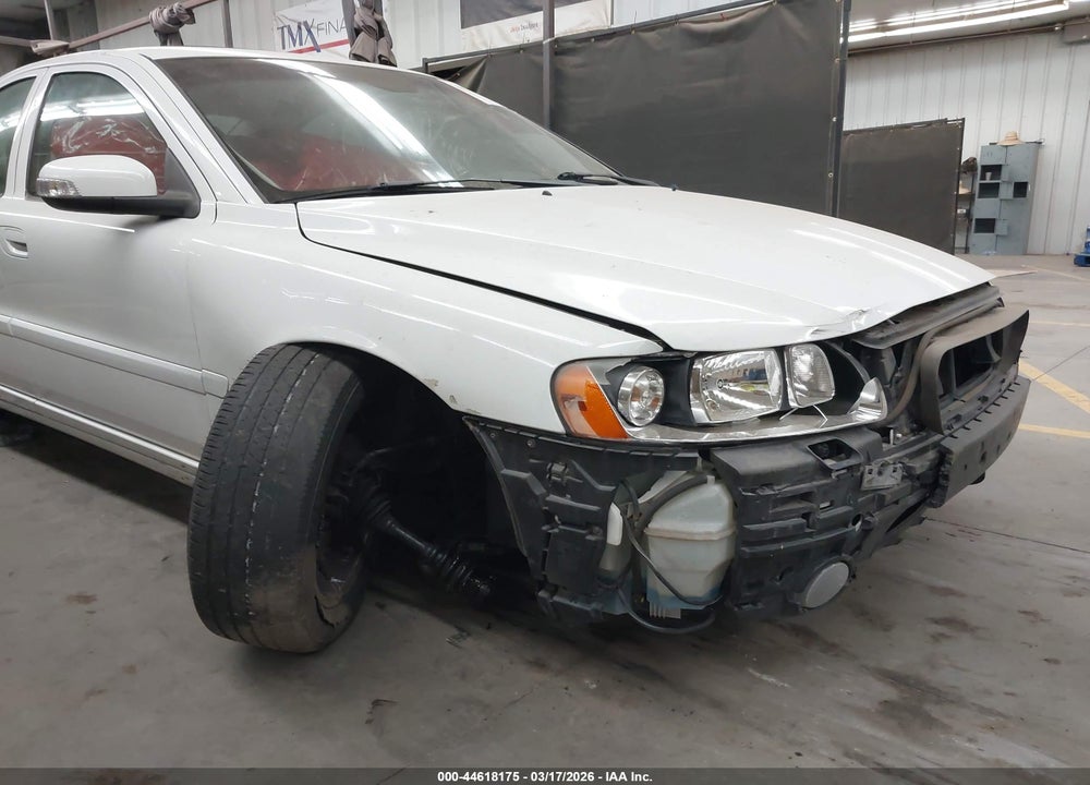 2007 VOLVO S60 2.5T VIN: YV1RH592972604804