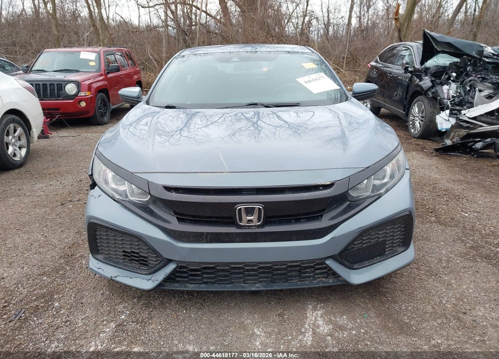 2019 HONDA CIVIC LX VIN: SHHFK7H36KU218507