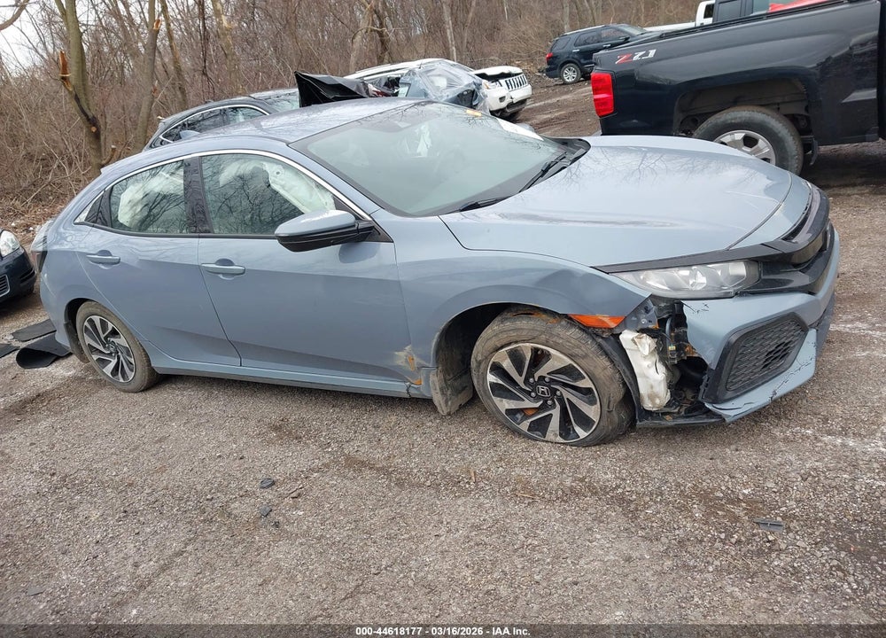 2019 HONDA CIVIC LX VIN: SHHFK7H36KU218507