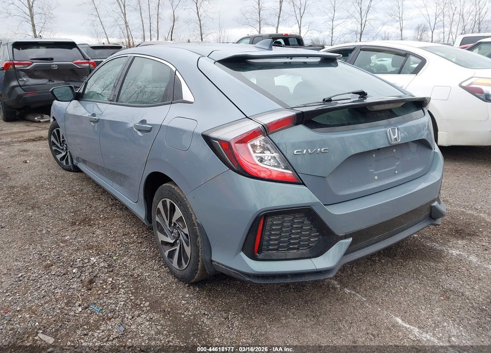 2019 HONDA CIVIC LX VIN: SHHFK7H36KU218507