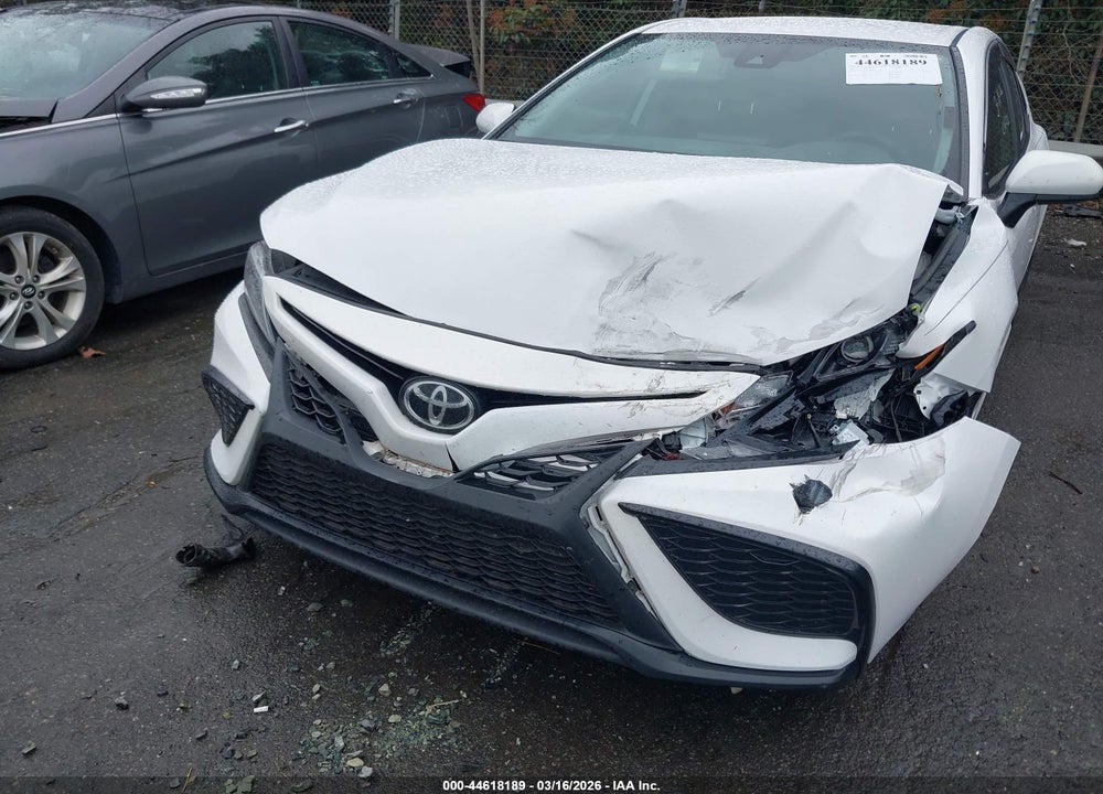 2021 TOYOTA CAMRY SE VIN: 4T1G11AK9MU536070