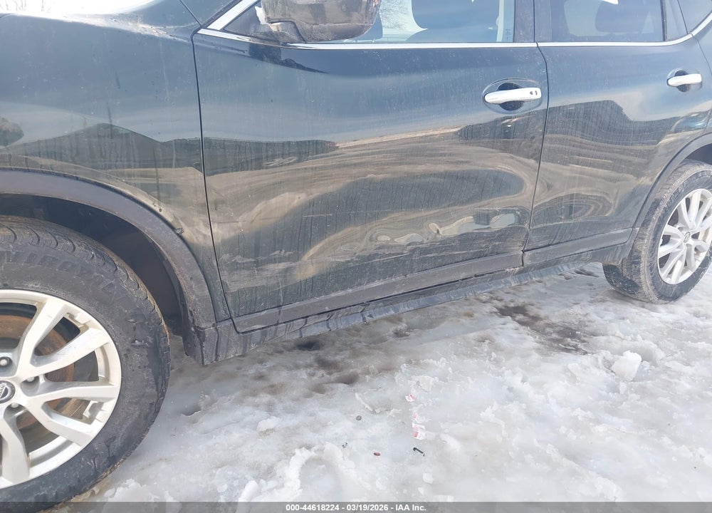 2019 NISSAN ROGUE SV VIN: 5N1AT2MV0KC701423