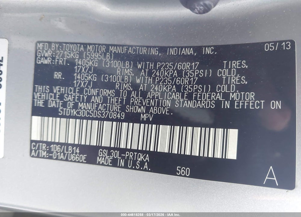 2013 TOYOTA SIENNA XLE V6 8 PASSENGER VIN: 5TDYK3DC5DS370849