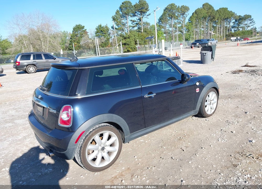 2013 MINI HARDTOP COOPER VIN: WMWSU3C57DT678798