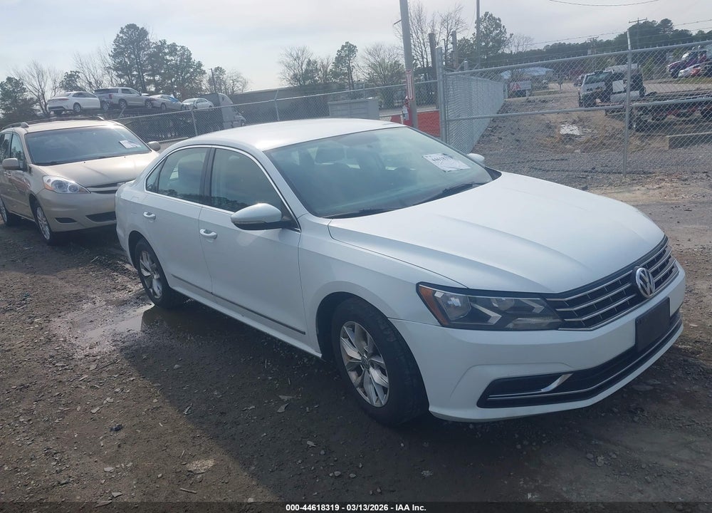 2016 VOLKSWAGEN PASSAT 1.8T S VIN: 1VWAT7A30GC007940