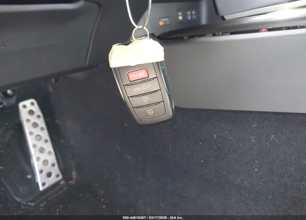 2025 TOYOTA CAMRY VIN: 4T1DBADK2SU526098