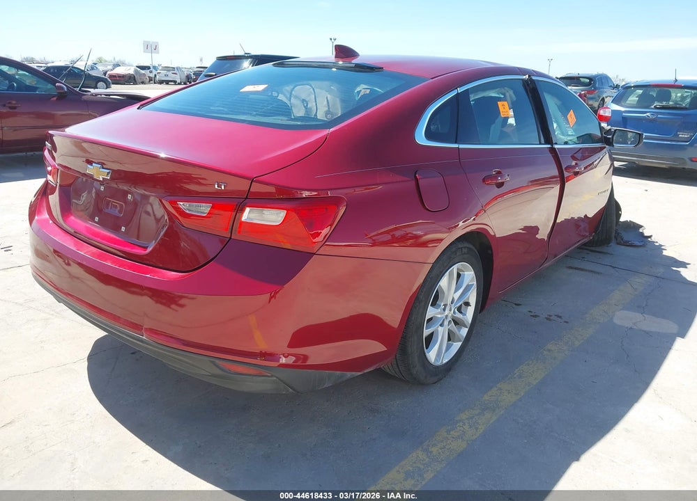 2018 CHEVROLET MALIBU LT VIN: 1G1ZD5ST2JF209795