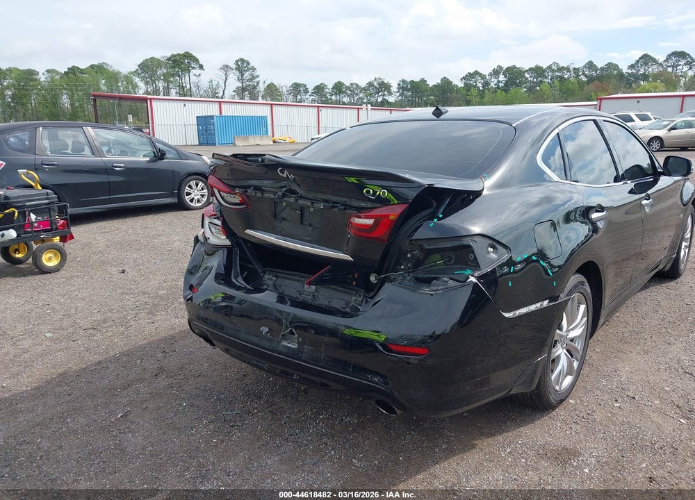 2015 INFINITI Q70 3.7 VIN: JN1BY1AP7FM541313