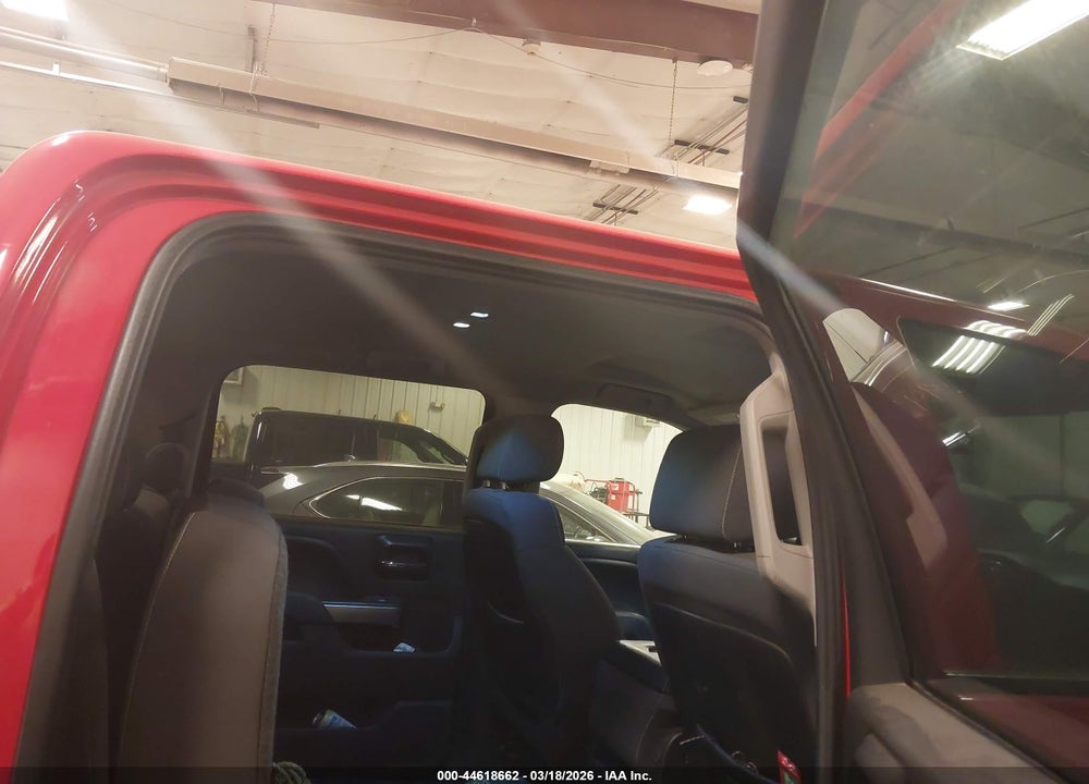 2014 CHEVROLET SILVERADO 1500 1LT VIN: 3GCUKREC5EG399817