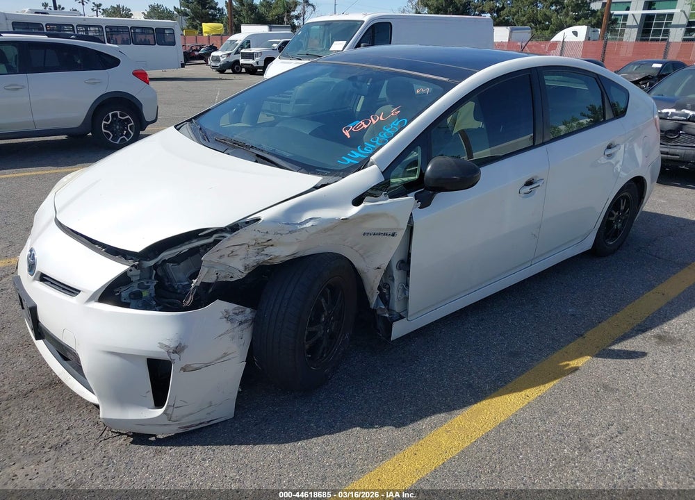 2014 TOYOTA PRIUS THREE VIN: JTDKN3DUXE1746286