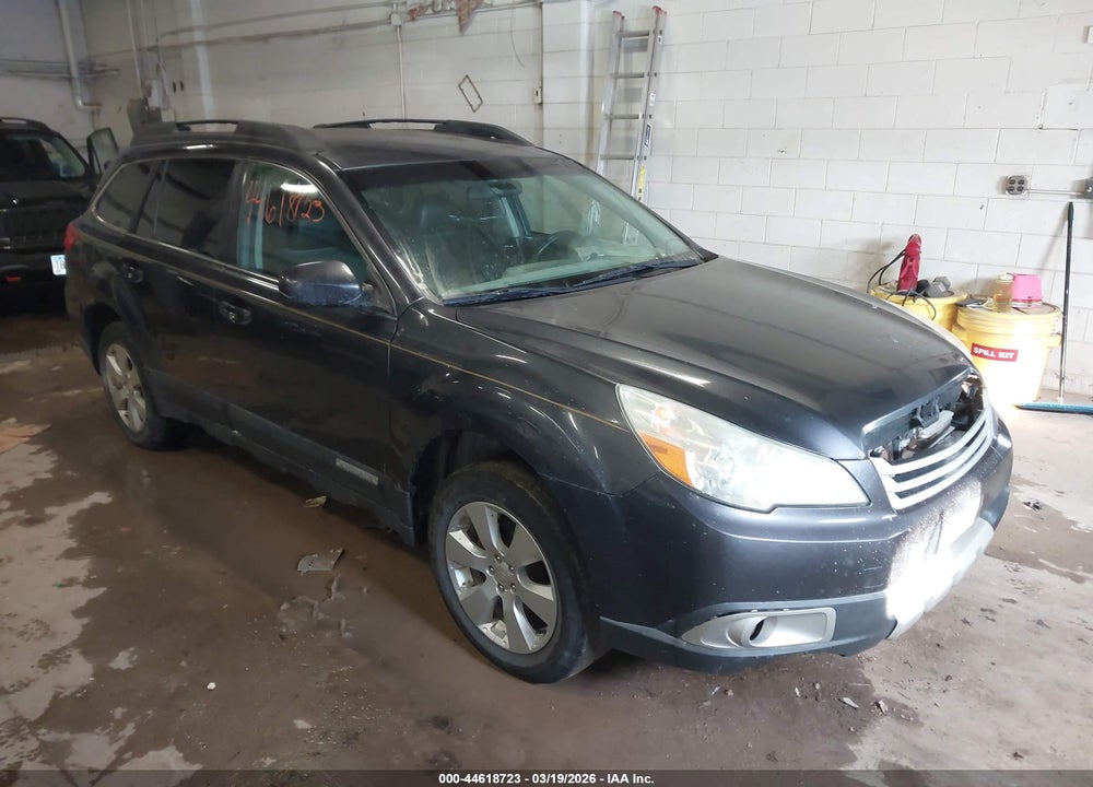 2010 SUBARU OUTBACK 2.5I LIMITED VIN: 4S4BRBJC5A3329243