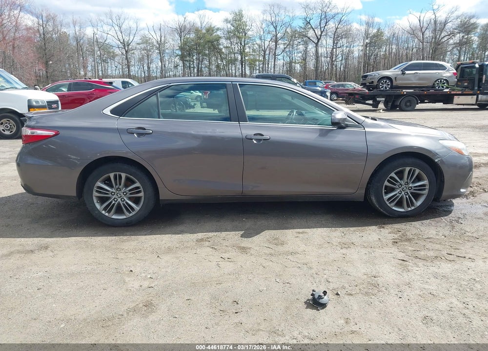 2015 TOYOTA CAMRY SE VIN: 4T1BF1FK3FU477699