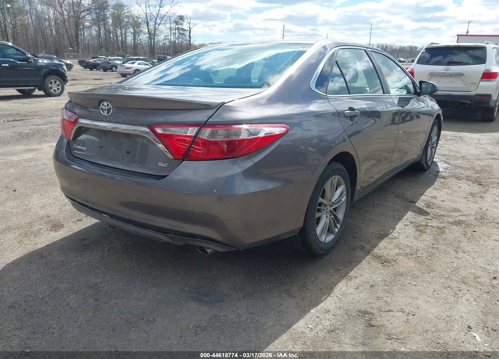 2015 TOYOTA CAMRY SE VIN: 4T1BF1FK3FU477699