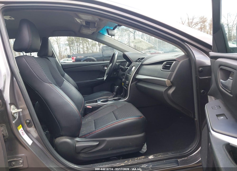 2015 TOYOTA CAMRY SE VIN: 4T1BF1FK3FU477699