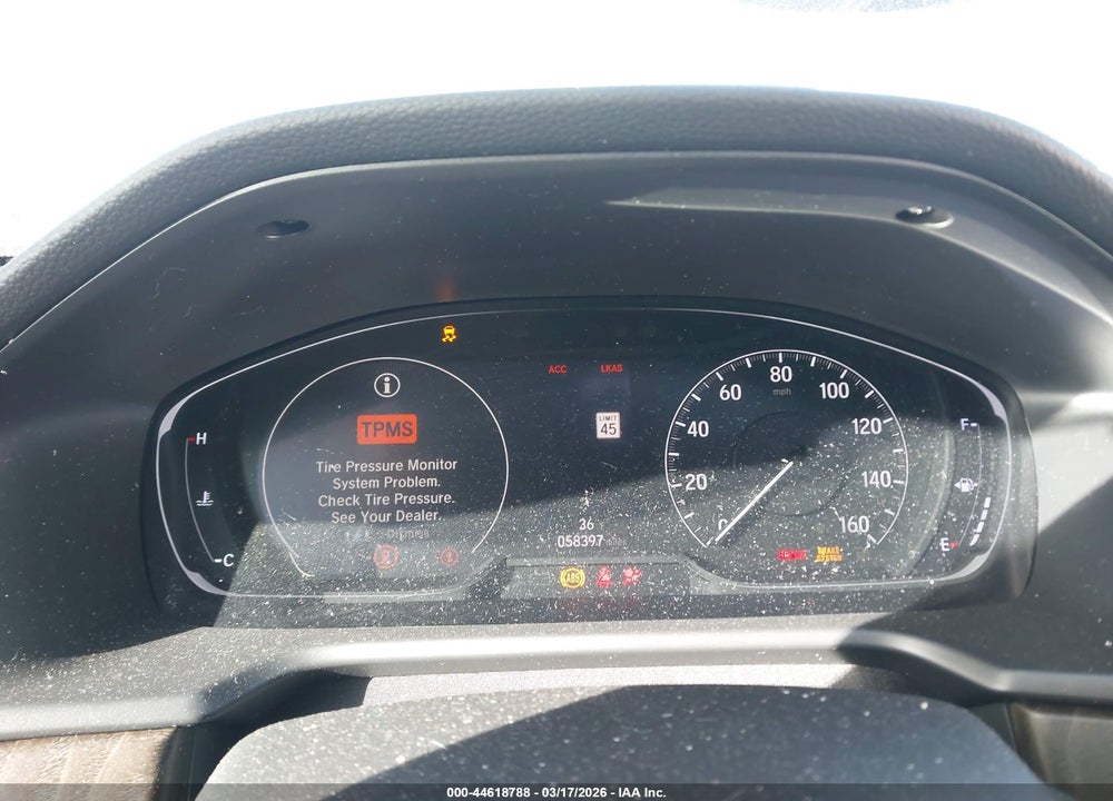 2018 HONDA ACCORD EX VIN: 1HGCV1F48JA198242
