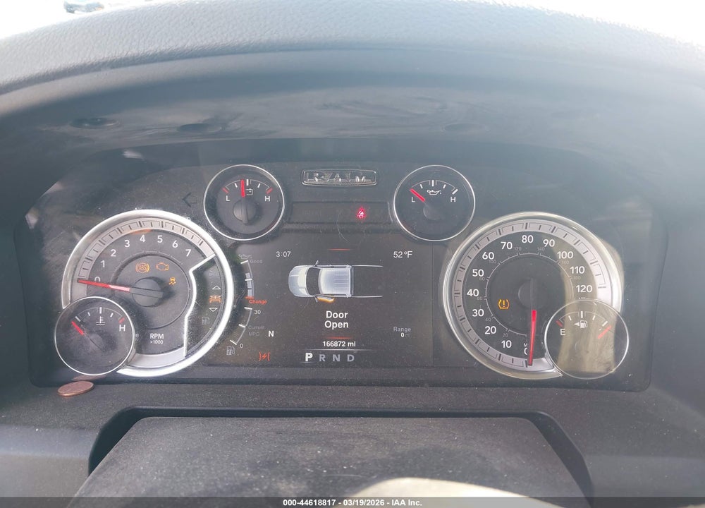 2019 RAM 1500 CLASSIC BIG HORN  4X4 6'4 BOX VIN: 1C6RR7TT9KS654568