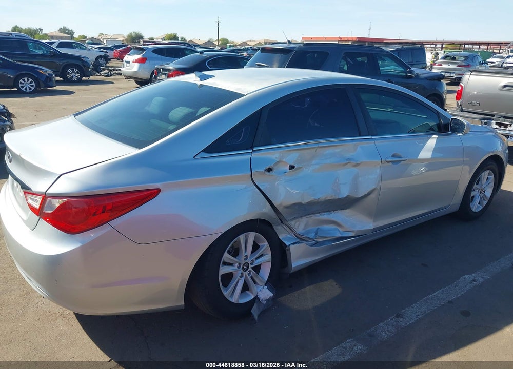 2013 HYUNDAI SONATA GLS VIN: 5NPEB4AC9DH647408