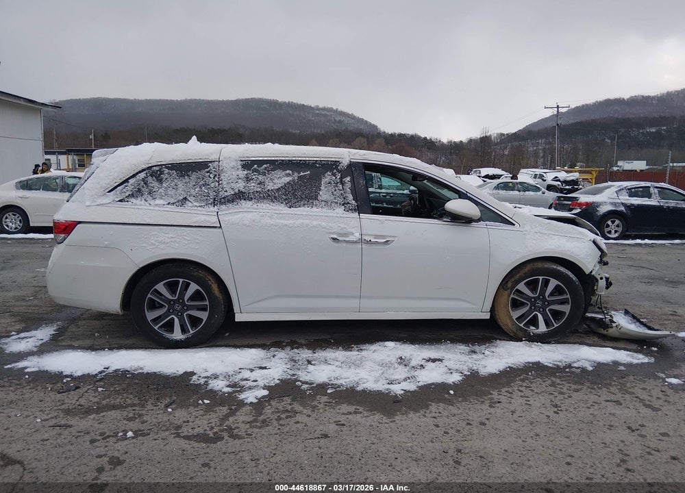 2015 HONDA ODYSSEY TOURING/TOURING ELITE VIN: 5FNRL5H91FB035820