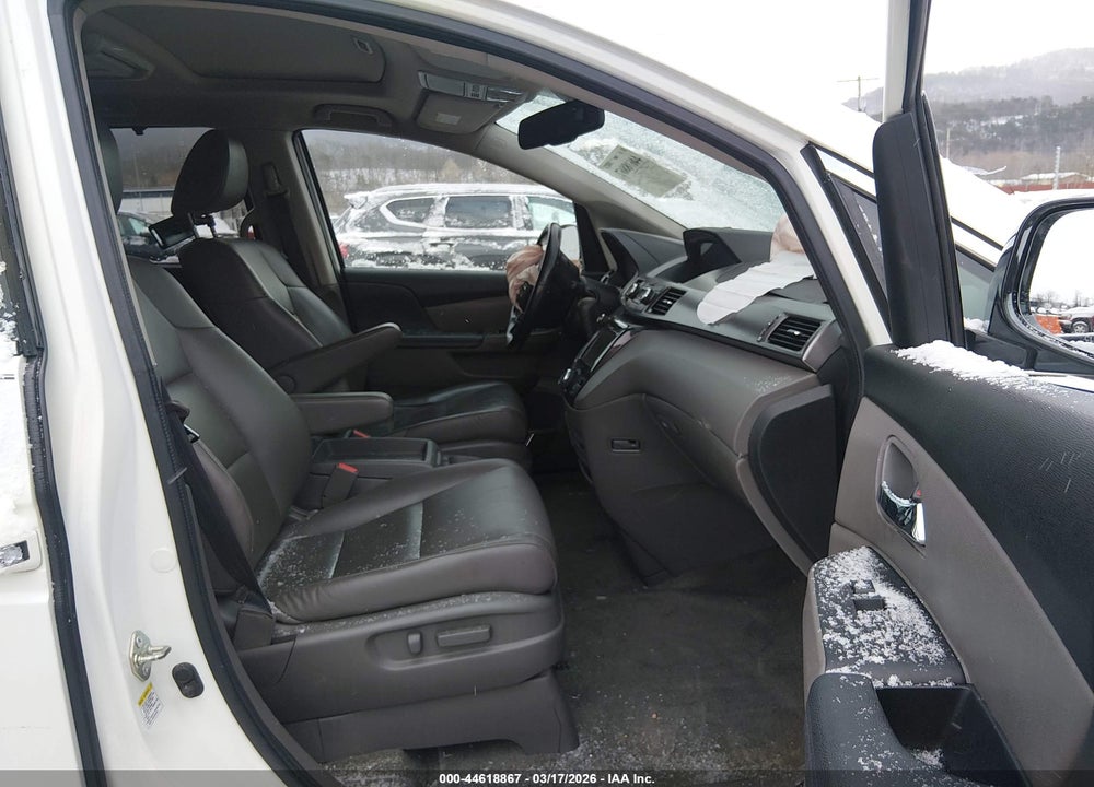 2015 HONDA ODYSSEY TOURING/TOURING ELITE VIN: 5FNRL5H91FB035820