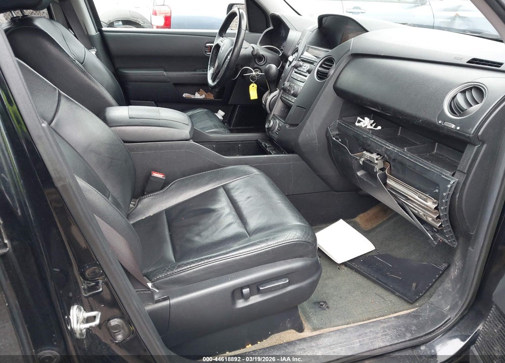 2014 HONDA PILOT TOURING VIN: 5FNYF4H9XEB020776