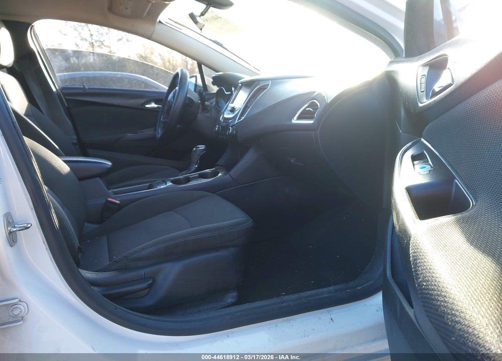 2016 CHEVROLET CRUZE LT AUTO VIN: 1G1BE5SM2G7289982