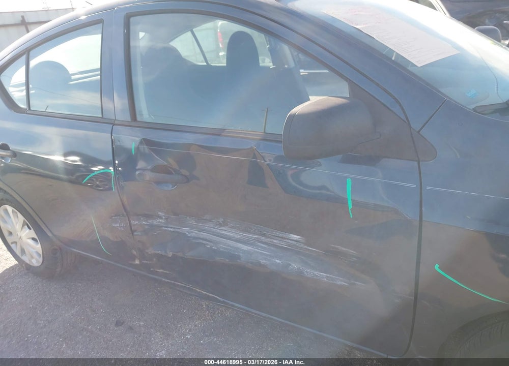 2015 NISSAN VERSA 1.6 S+ VIN: 3N1CN7AP0FL931079