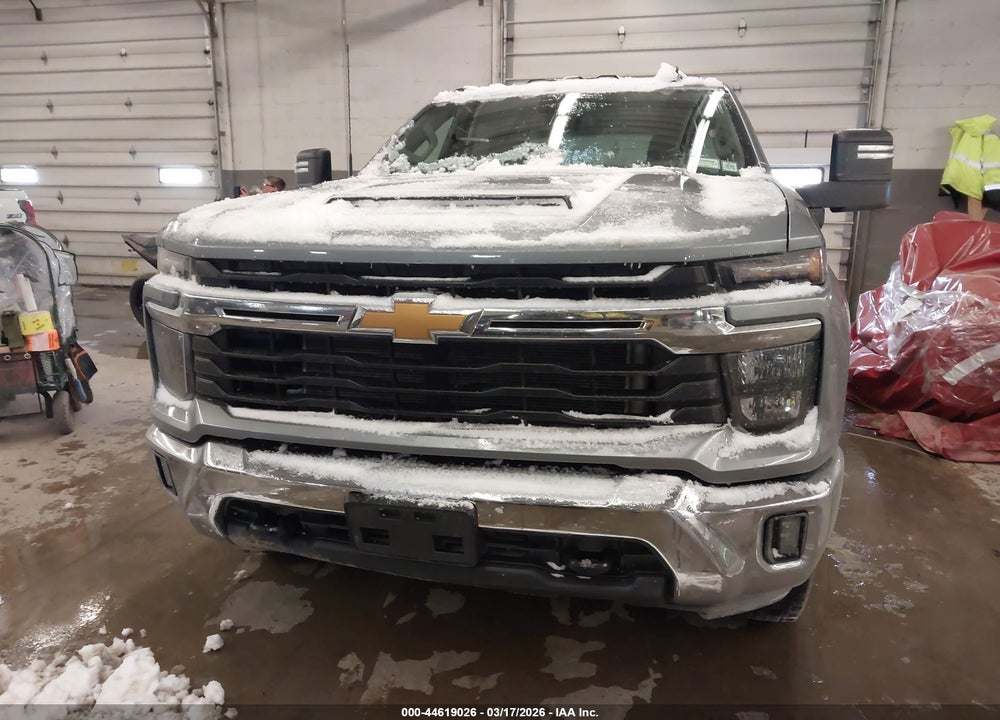 2024 CHEVROLET SILVERADO 3500HD 4WD  STANDARD BED LT VIN: 2GC4YTE74R1123044
