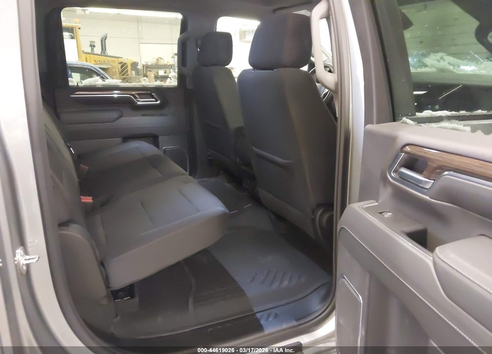 2024 CHEVROLET SILVERADO 3500HD 4WD  STANDARD BED LT VIN: 2GC4YTE74R1123044
