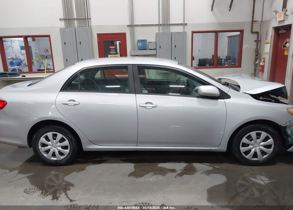 2011 TOYOTA COROLLA LE VIN: 2T1BU4EE7BC583071