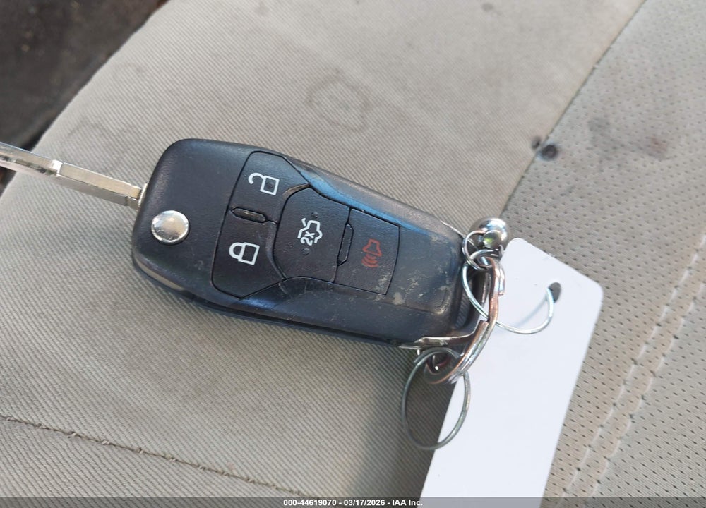 2014 FORD FUSION SE VIN: 1FA6P0H71E5391229