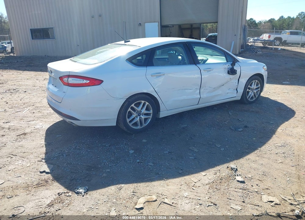 2014 FORD FUSION SE VIN: 1FA6P0H71E5391229