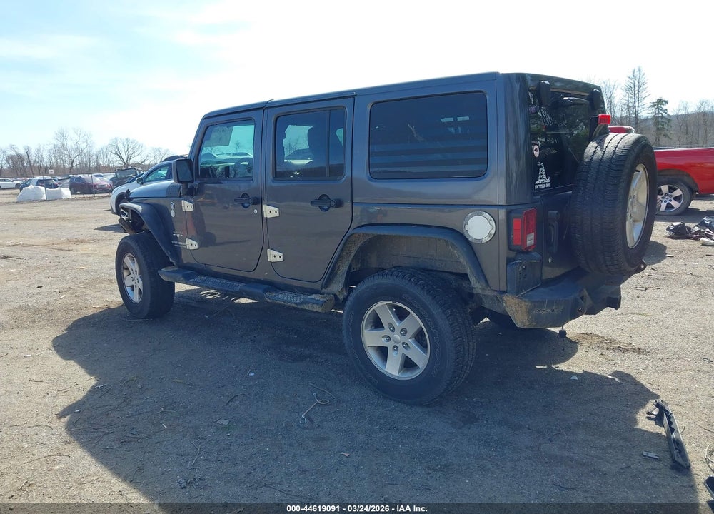 2017 JEEP WRANGLER UNLIMITED SAHARA 4X4 VIN: 1C4BJWEG9HL688458