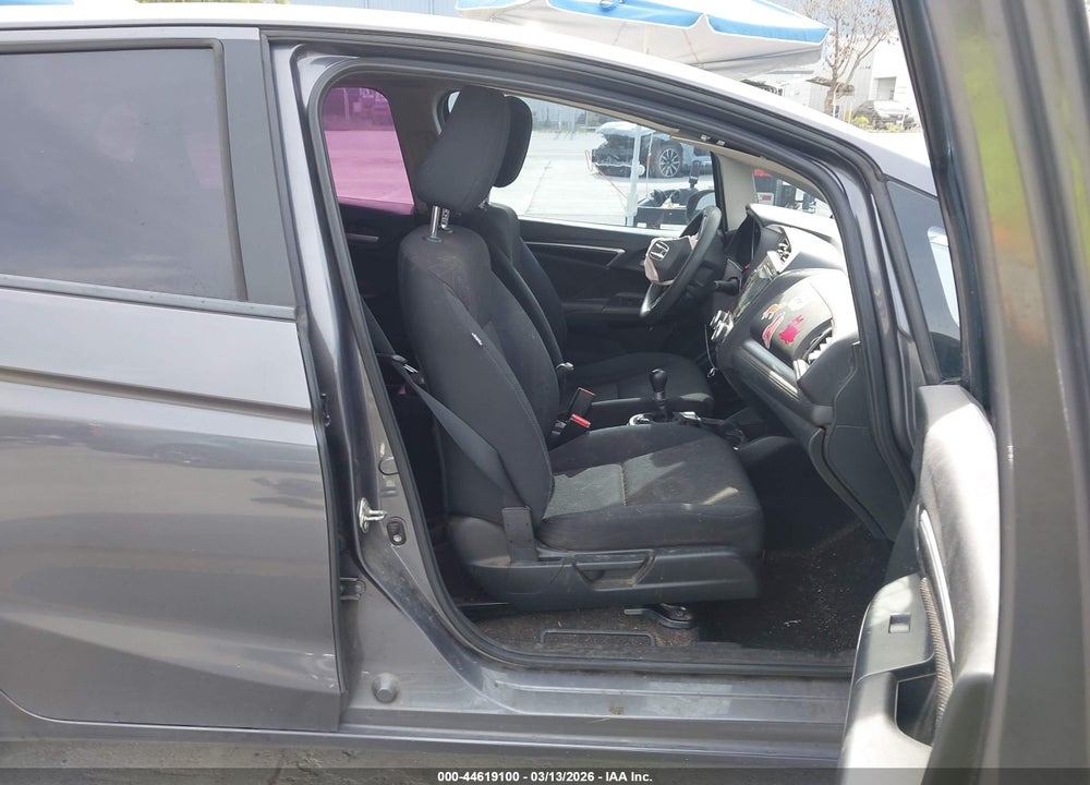 2017 HONDA FIT EX VIN: 3HGGK5G72HM702257